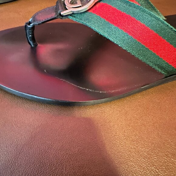 GUCCI MEN'S THONG SANDAL WITH WEB - Picture 4 of 12